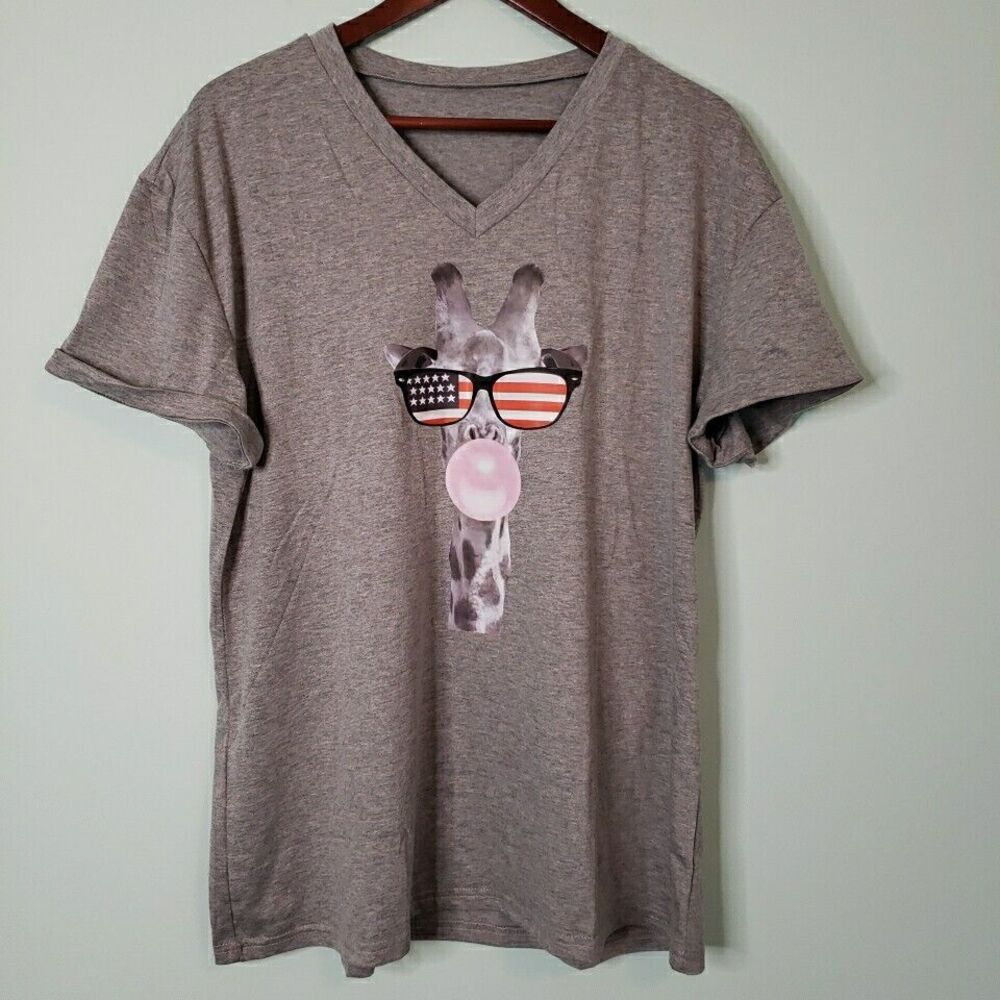 Womens Funny T Shirt Patriotic Giraffe V Neck Animal Whimsical Gray Top Size XXL